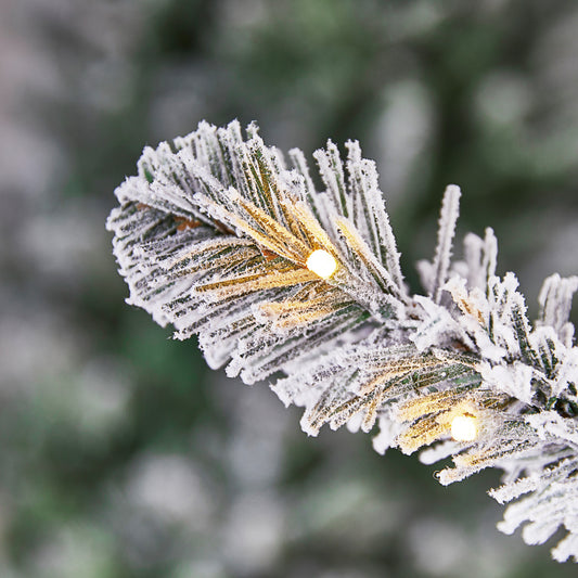 Snowy Oxford Pine: Prelit 180cm Christmas Tree
