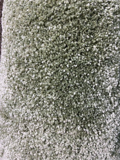 Luxurious Carpet – Plush Comfort & Bold Elegance