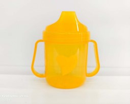 Baby Sippy Cup – Dual Handles & Spill-Proof Spout