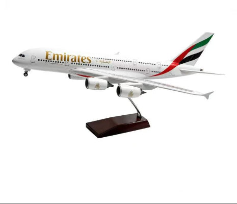 Airline Model Aircraft Display - Collectible Plane
